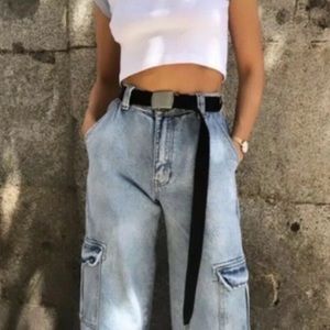 Brandy Melville Tatum cargo jeans